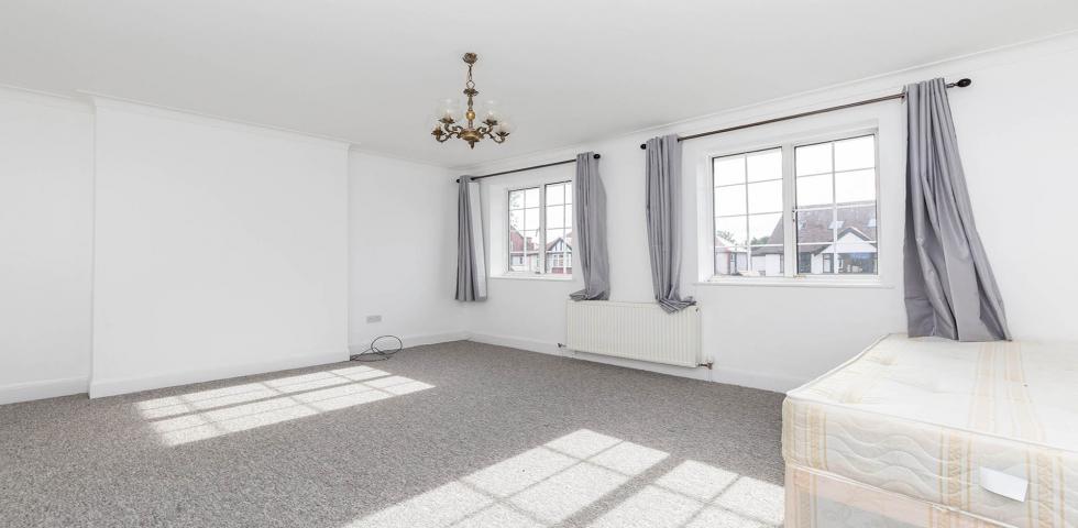 Stunning Family Home Hodford Road, Golders Green